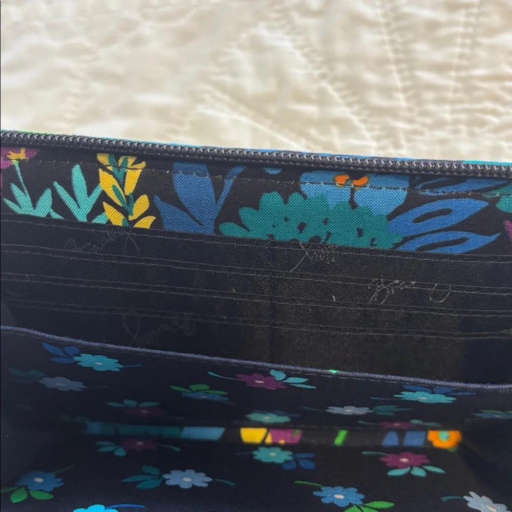 Vera Bradley Quilted Midnight Blues Wallet - Picture 5 of 7